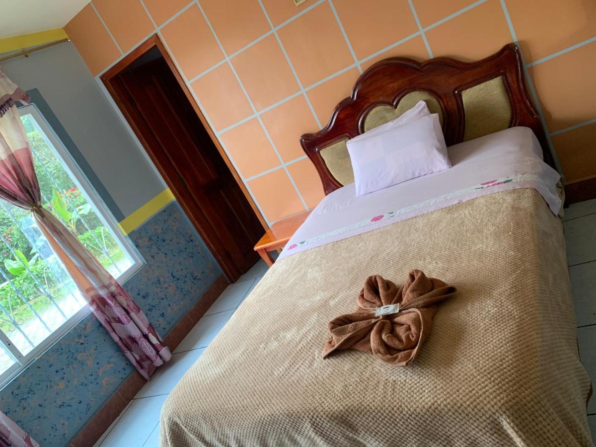 Hotel Los Bancos San Miguel de los Bancos Eksteriør billede