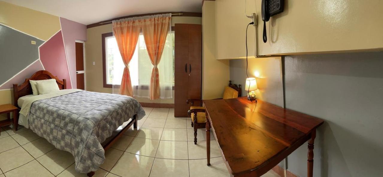 Hotel Los Bancos San Miguel de los Bancos Eksteriør billede